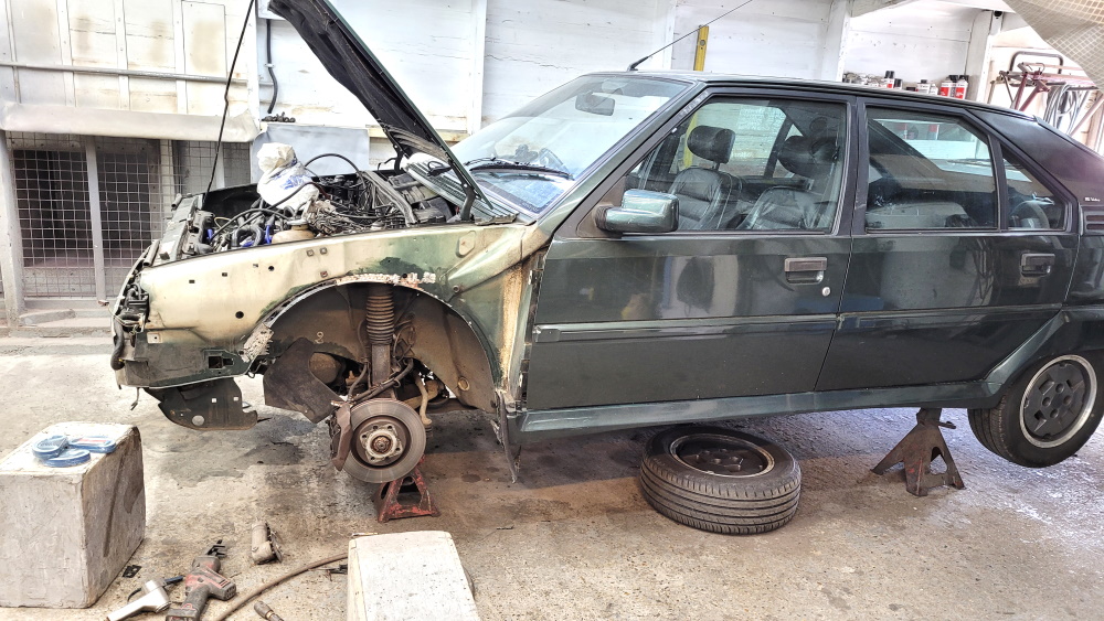 BX in bodyshop