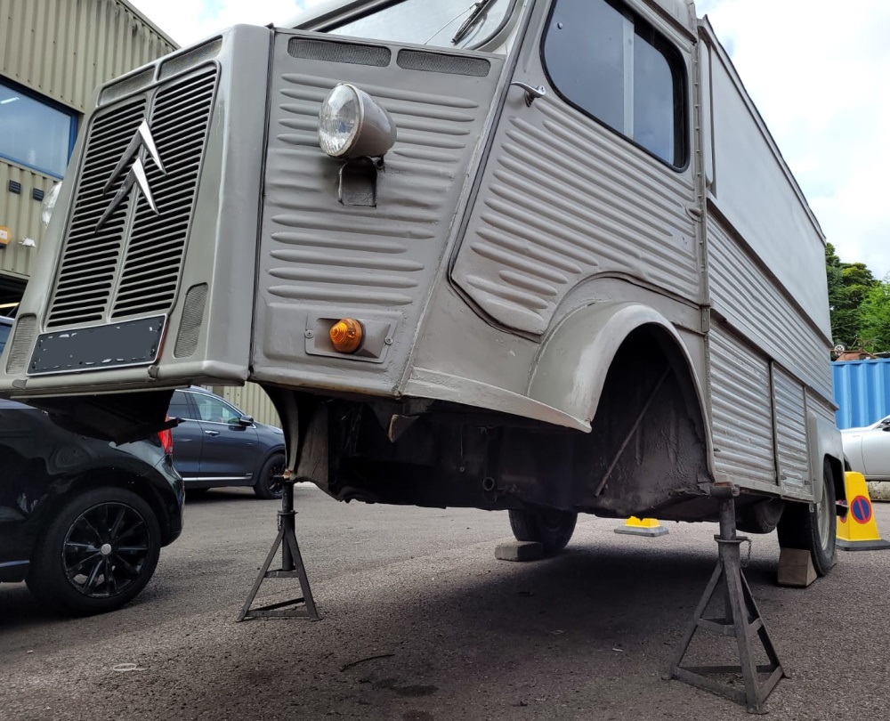 H Van without front subframe