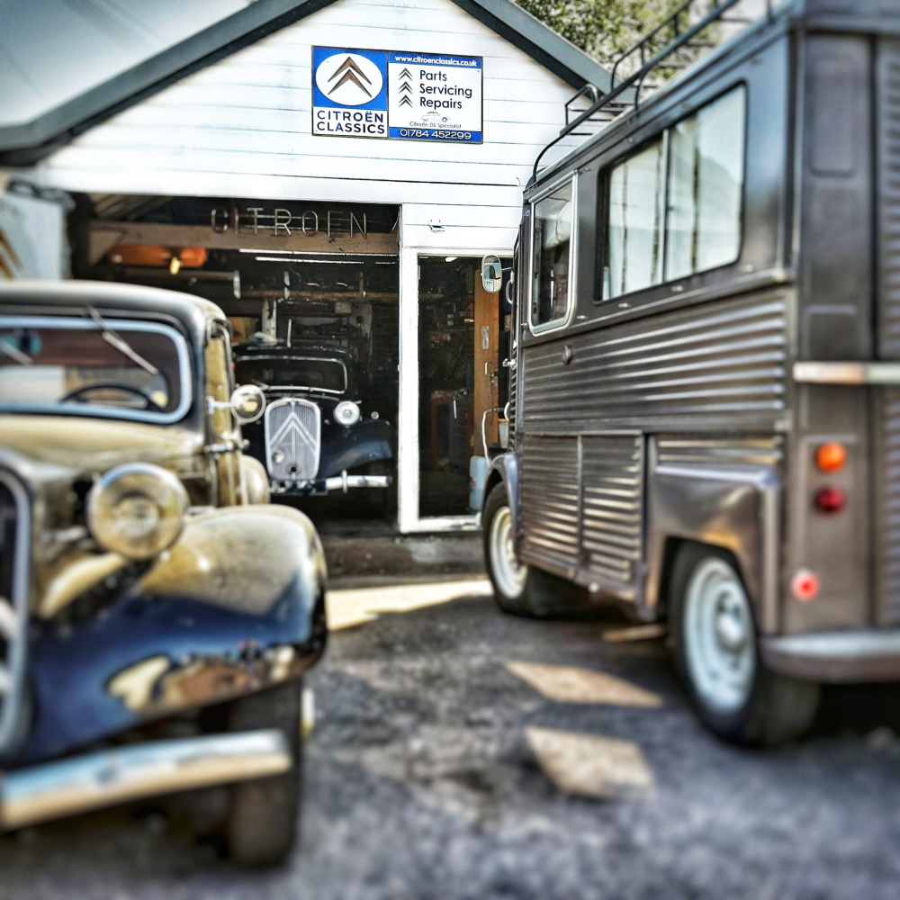 Busy day at Citroen Classics